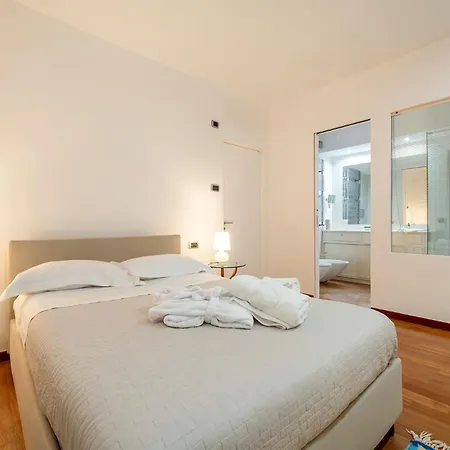Loredana Luxury House