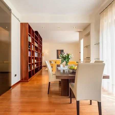 Loredana Luxury House